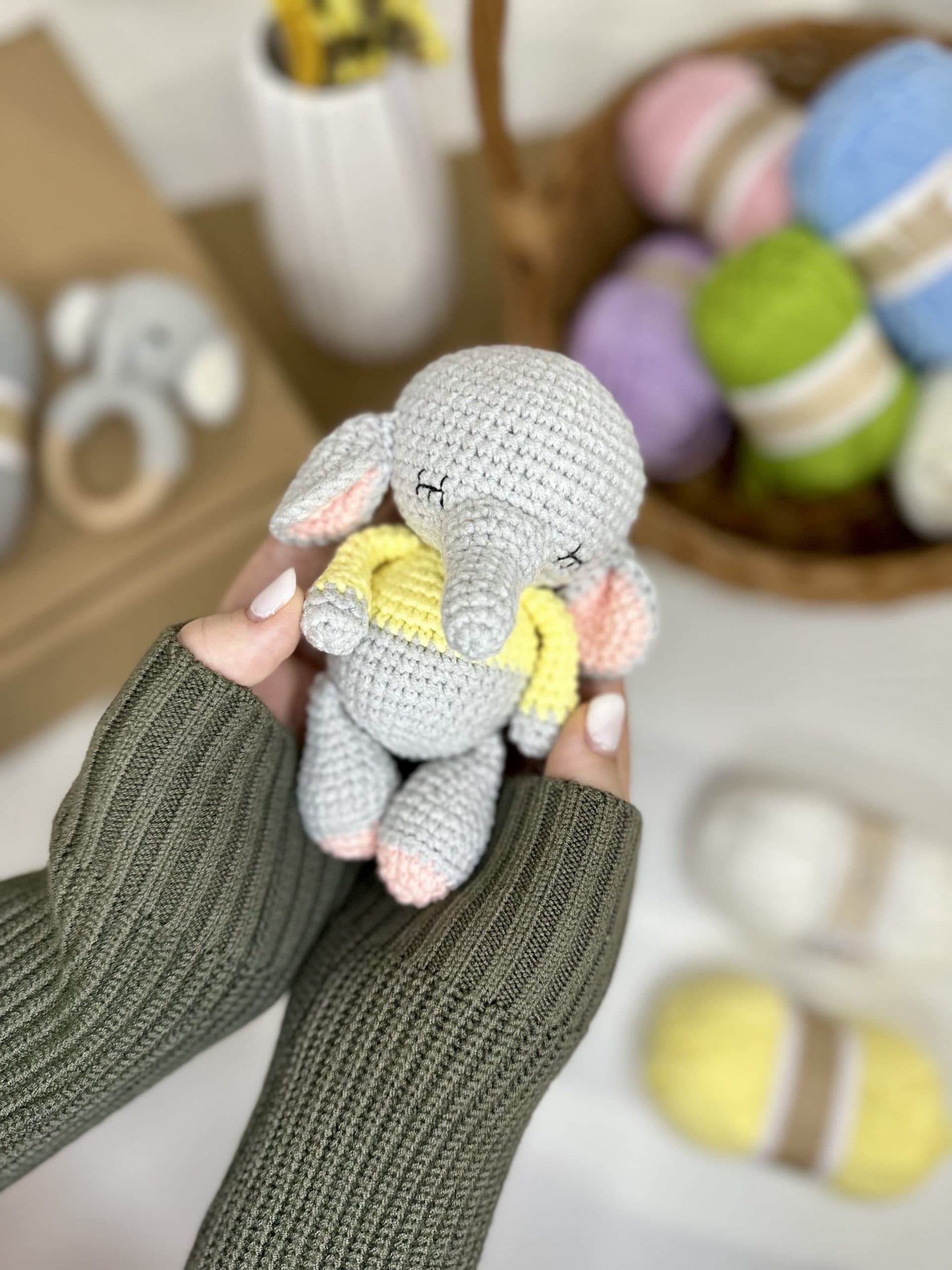 Koleksion lodrash për fëmijë – Punime me grep të punuara me dorë – Elefant
